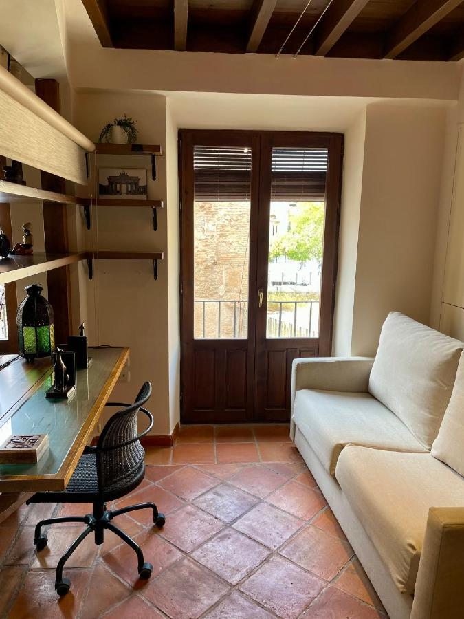 Apartamento Sleep In Historic Puerta Elvira Granada Exterior foto