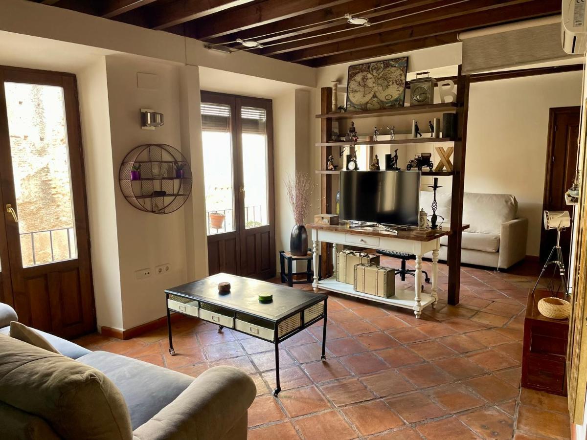 Apartamento Sleep In Historic Puerta Elvira Granada Exterior foto