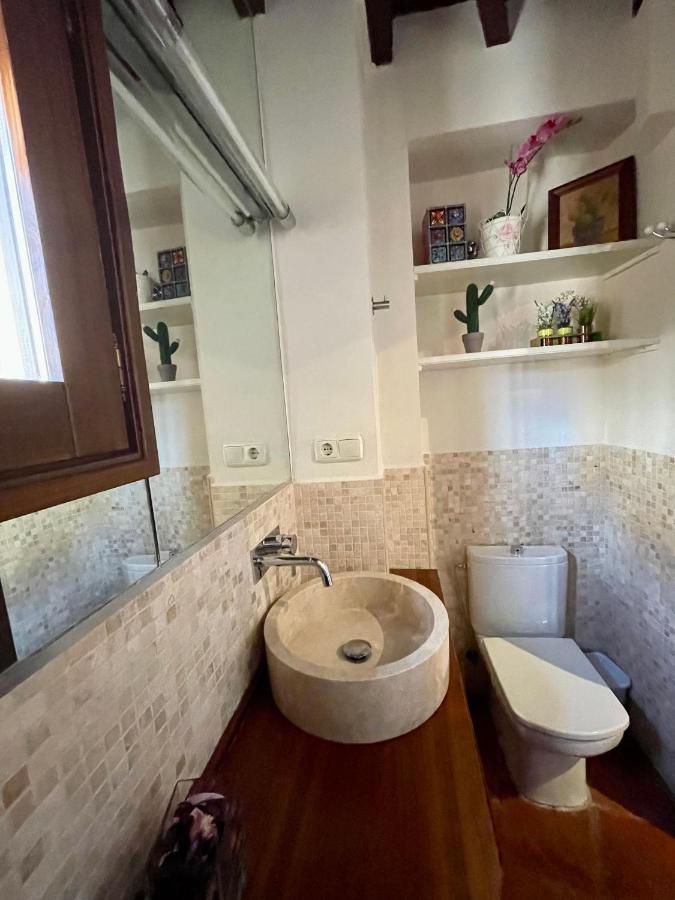 Apartamento Sleep In Historic Puerta Elvira Granada Exterior foto