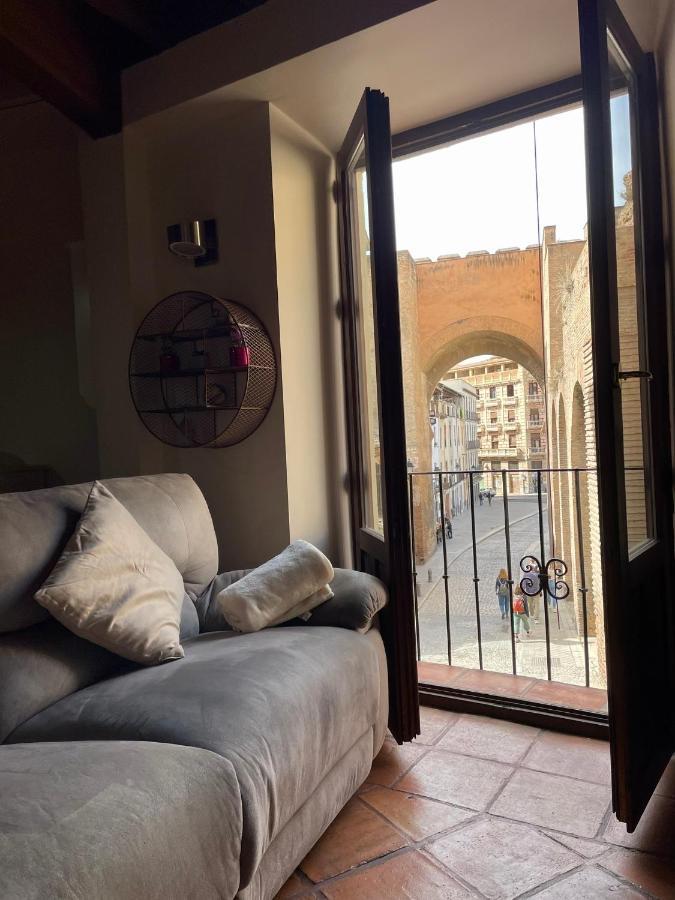 Apartamento Sleep In Historic Puerta Elvira Granada Exterior foto